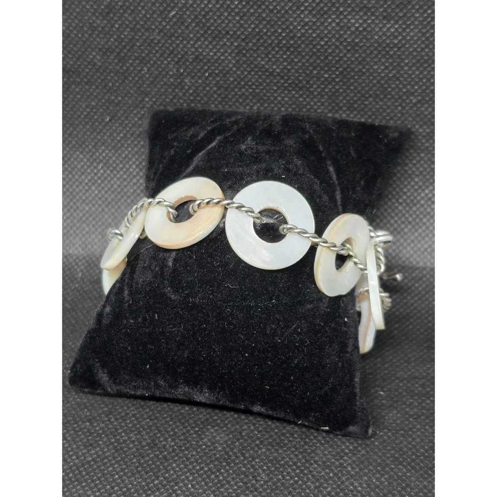 Mother of Pearl Shell Disc Link Bracelet Silver Tone‎ Rope Chain Toggle Clasp
